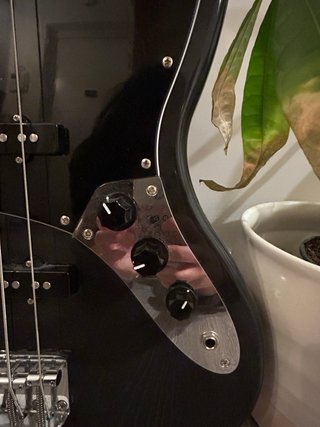 Bajo Fender Squier Jazz Bass Charcoal Frost
