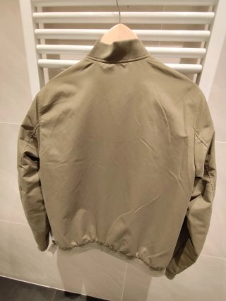 Chaqueta bomber Jack & Jones verde oliva