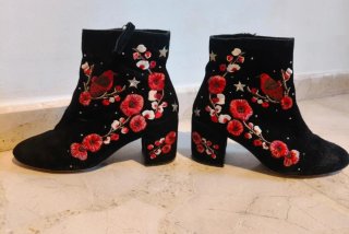 Botas tacón bordadas florales pájaros talla 40