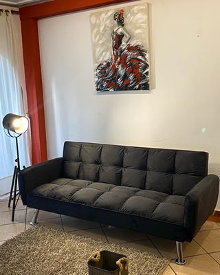 SOFA CAMA ABATIBLE NEGRO Y GRIS,IDEAL APARTAMENTOS