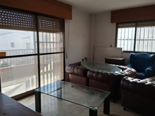 Mesa de centro cristal y piel