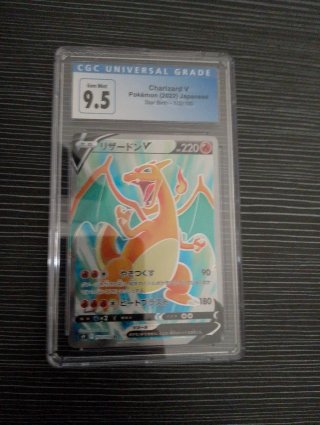 Carta Pokémon Charizard V CGC 9.5