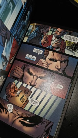 SPIDERMAN: DE VUELTA AL NEGRO (MARVEL DELUXE)
