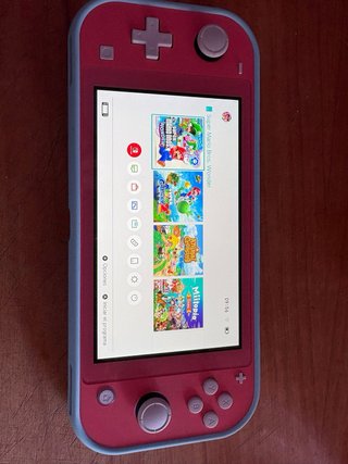 Nintendo Switch Lite Coral
