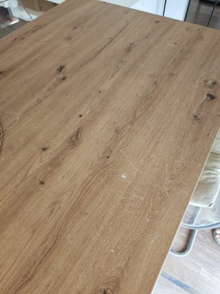 Mesa comedor imitación madera