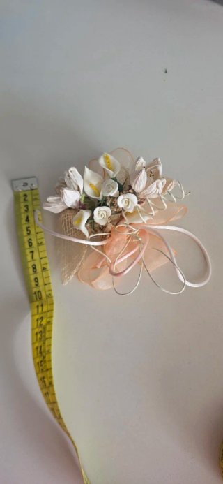 Tocado niña comunión flores