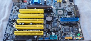 Placa Base ASUS K8V SE Deluxe