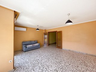 Piso en alquiler en Novelda