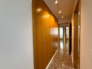 Piso en alquiler en Avda. de Abril. - 9 de octubre en Sagunto