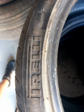 Neumáticos 255/30/20