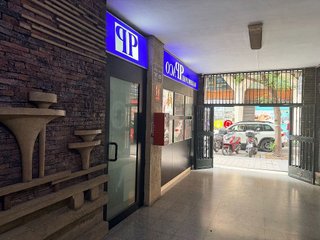 Local comercial en alquiler en Ensanche - Diputación en Alicante