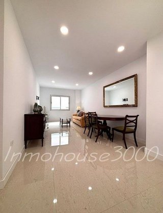 Piso en alquiler en Santa Catalina - Canteras en Palmas de Gran Canaria(Las)
