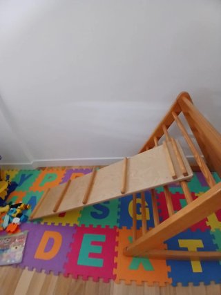 Triangolo Pikler e Rampa in Legno + Regalo