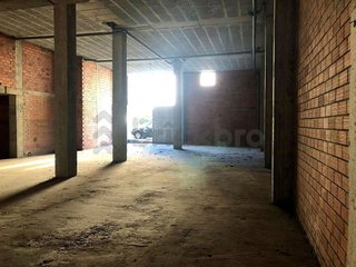 Local comercial en alquiler en Alto del Castaño en Narón