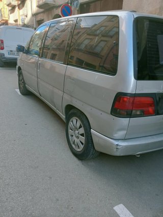 Peugeot 806 2001