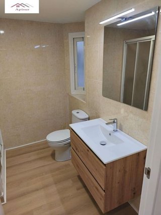 Piso en alquiler en Hospital en Jaén
