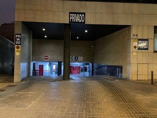 Garaje en alquiler en Les Tres Torres en Barcelona