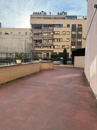 Garaje en alquiler en Acacias en Madrid