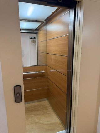 Garaje en alquiler en Acacias en Madrid