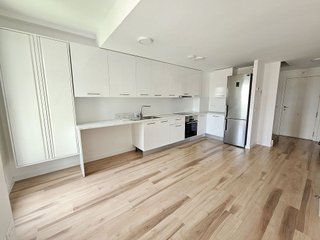Piso en alquiler en Velilla de San Antonio