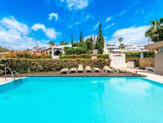 Piso en alquiler en Nueva Andalucía centro en Marbella