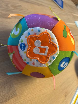 Pelota cantarina VTech