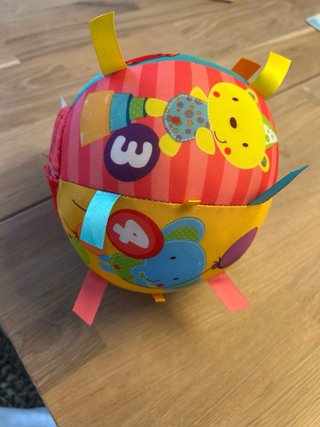 Pelota cantarina VTech