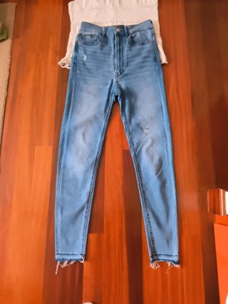 Talla M Pantalón vaquero mujer azul y camiseta de