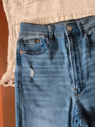 Talla M Pantalón vaquero mujer azul y camiseta de