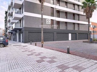 Local comercial en alquiler en Puerto - Plaza de Toros en Estepona