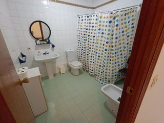 Casa adosada en venta en Brenes