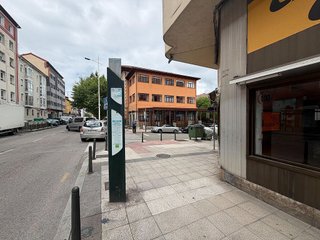 Local comercial en alquiler en Cuatro Caminos en Santander