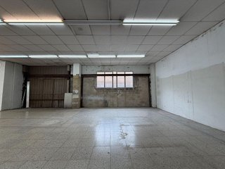 Local comercial en alquiler en Cuatro Caminos en Santander