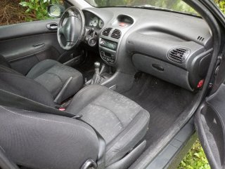 Peugeot 206 2002