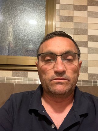 Me ofrezco para cuidar personas en Hospital