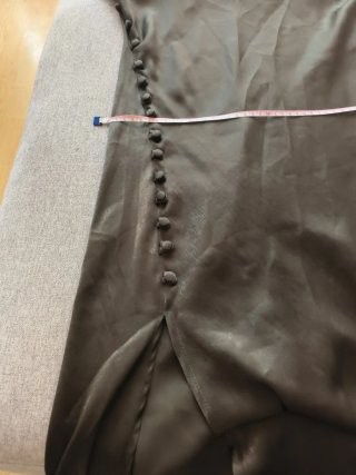Vestido Zara verde oliva con botones Nuevo