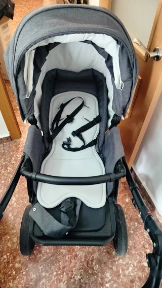 Carro completo bebé + cinturón para el coche