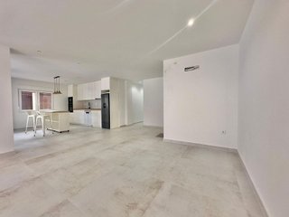 Piso en venta en  El Acequión - Los Naúfragos en Torrevieja