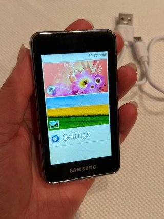 Lettore MP4 Samsung R2 Touch Screen