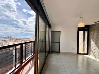 Ático en alquiler en Ensanche - Diputación en Alicante