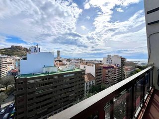 Ático en alquiler en Ensanche - Diputación en Alicante