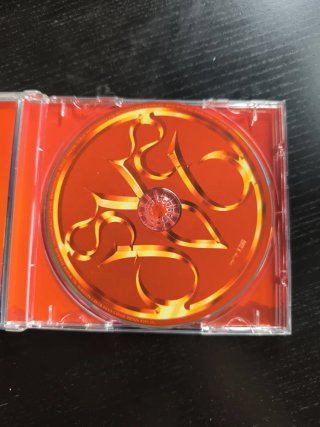 CD Queen Nicki Minaj