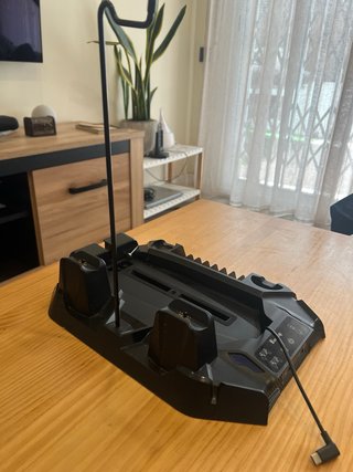 PS5 Digital 825GB Sony + Soporte vertical