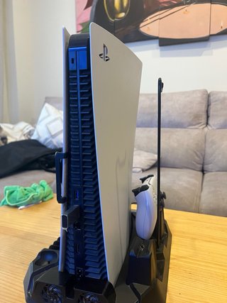 PS5 Digital 825GB Sony + Soporte vertical