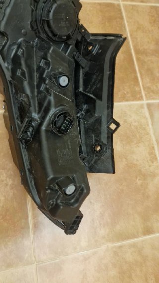 Faros Hyundai Tucson IV NX4 Derecho