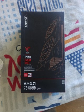 Tarjeta Gráfica AMD Radeon RX 9060 XT 8 gb
