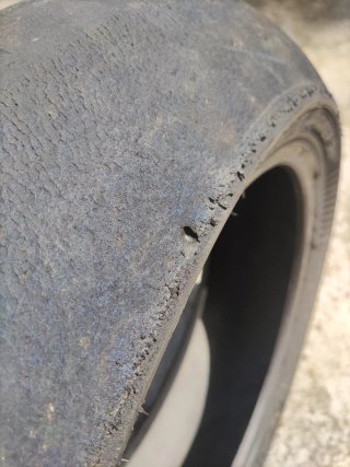 Michelin power slick 2