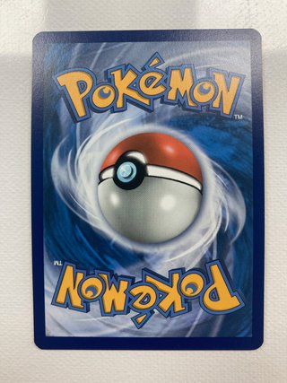Pikachu 065/202 Pokémon Espada Escudo