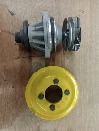 Bomba de agua BMW E46 328i con polea