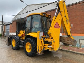Retroexcavadora JCB 3CX SUPER